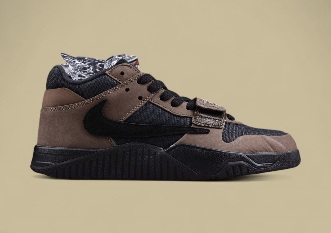 Travis Scott x Nike Air Trainer 1 SP "Dark Smoke Grey"