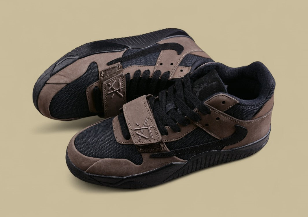 Travis Scott x Nike Air Trainer 1 SP "Dark Smoke Grey"