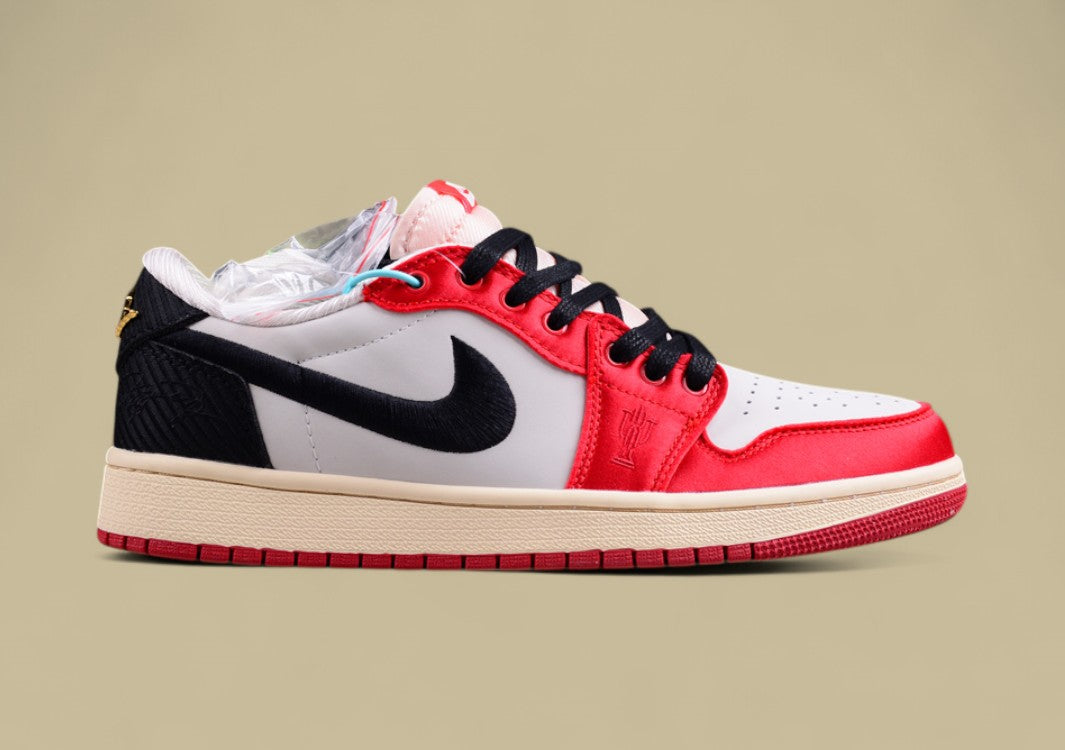 Trophy Room x Nike Air Jordan 1 Retro Low OG SP"Away"