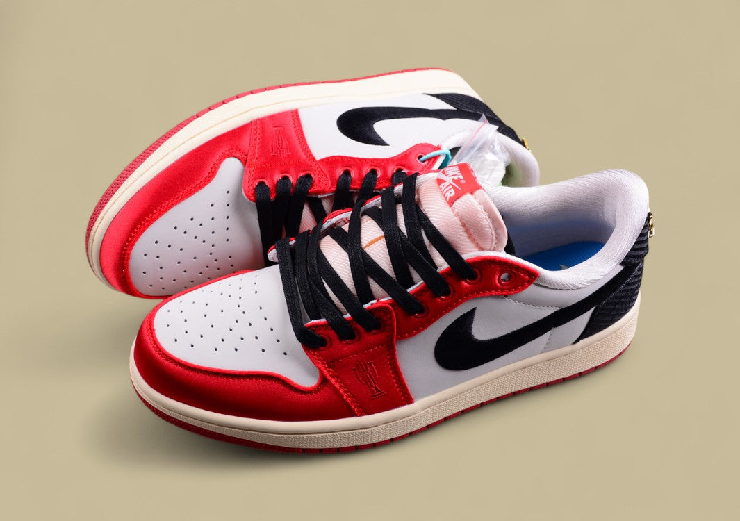 Trophy Room x Nike Air Jordan 1 Retro Low OG SP"Away"
