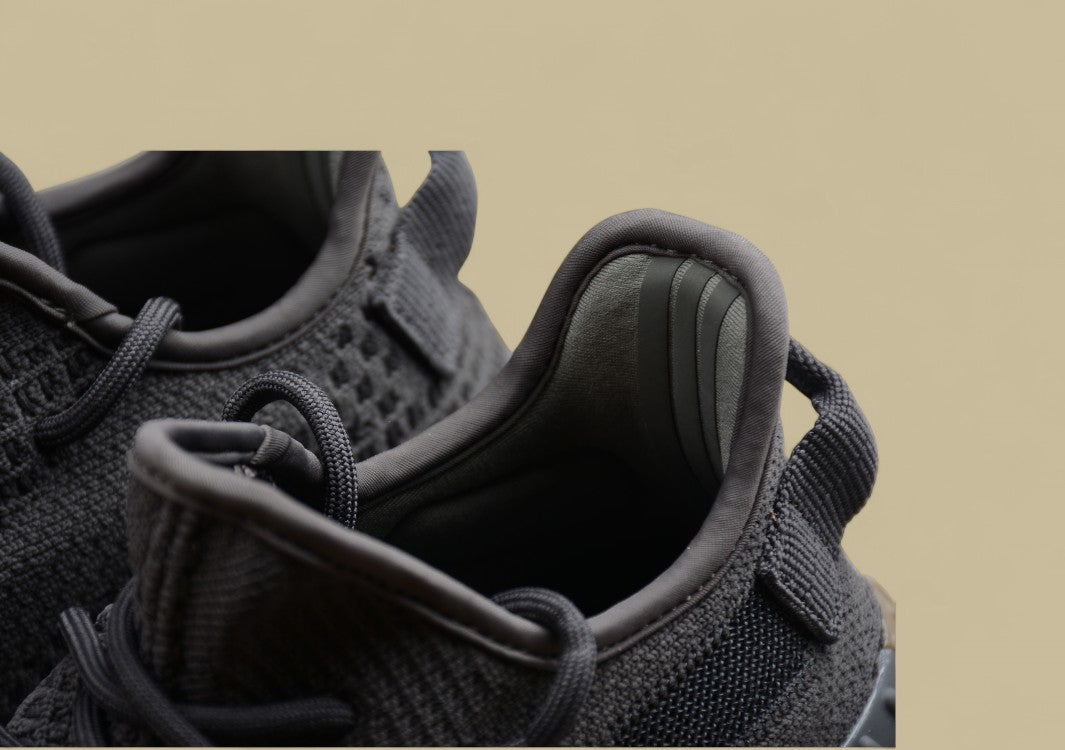 Yeezy 350 V2 Black Rubber Cost-Effective Edition