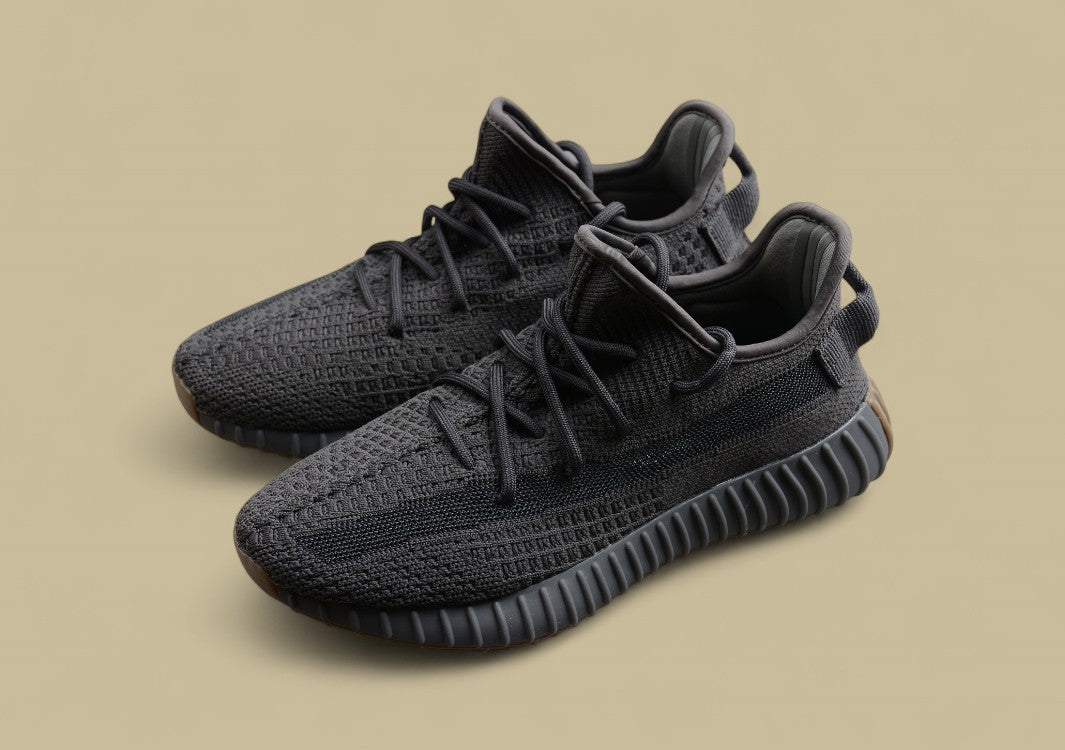 Yeezy 350 V2 Black Rubber Cost-Effective Edition