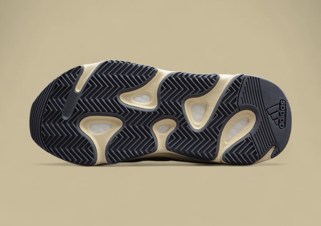Yeezy 700 Analog Minimalist Coconut Style in Gray and White