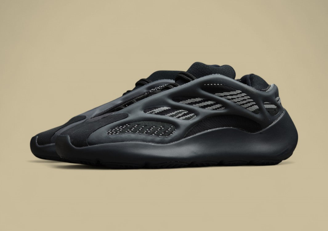 Yeezy 700 V3 "Alvah" Coconut 700 All Black Black Warrior