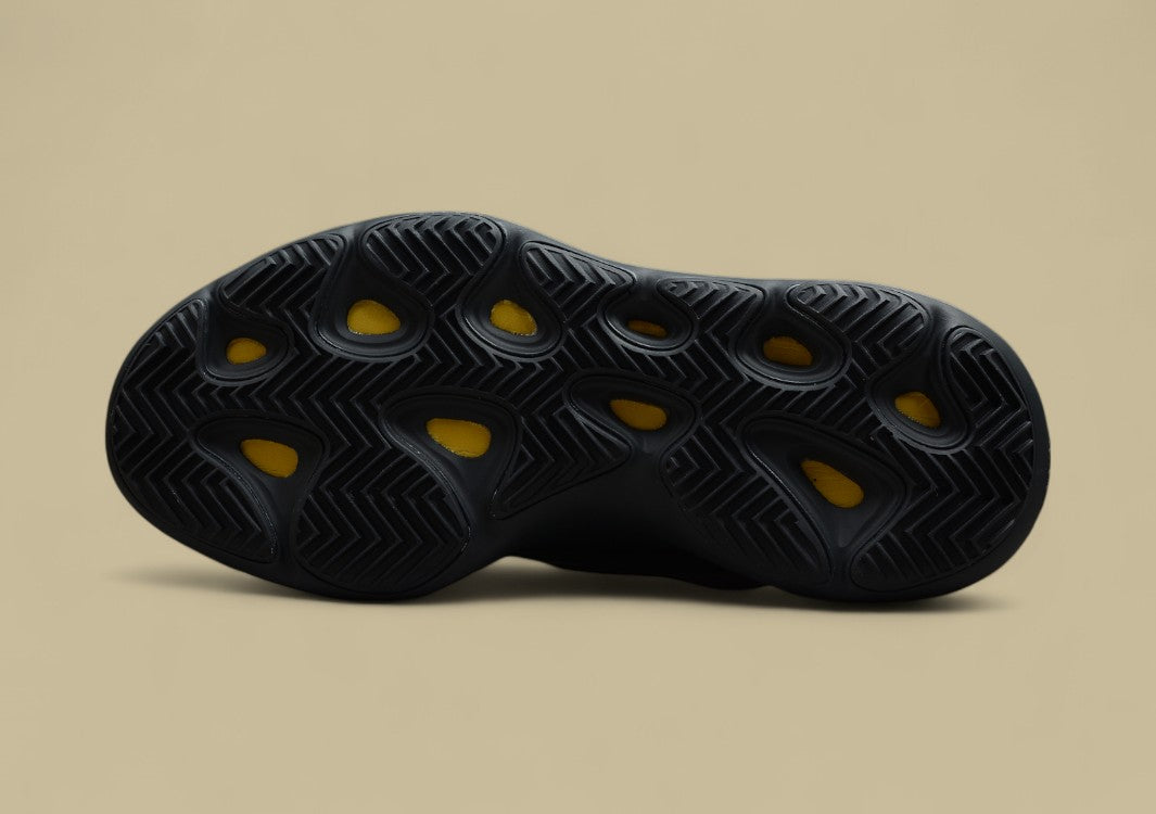 Yeezy 700 V3 "Alvah" Coconut 700 All Black Black Warrior