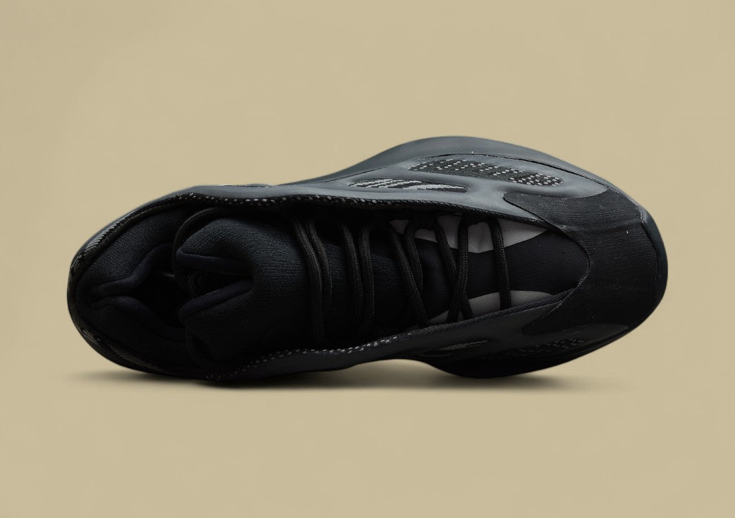 Yeezy 700 V3 "Alvah" Coconut 700 All Black Black Warrior