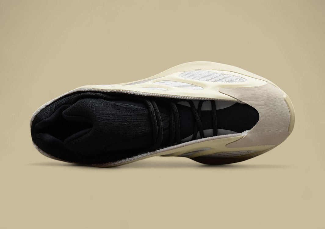 Yeezy 700 V3 "Azael" Coconut 700 Luminous Retro Daddy Shoes