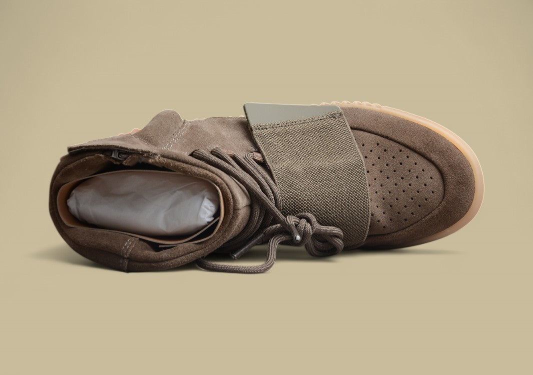 Yeezy 750 Boost OG Coconut High Top Dark Brown