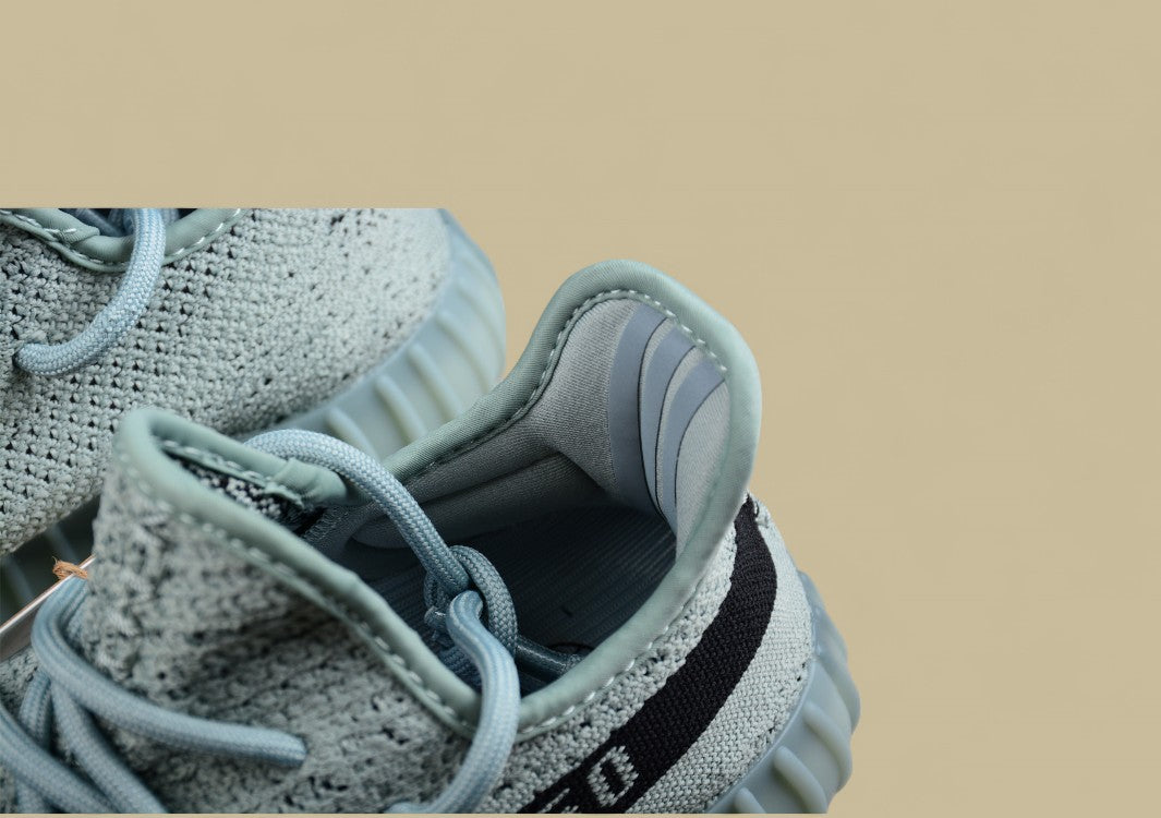 Yeezy Boost 350 V2 Versatile Lightweight Casual Jogging Shoes with Popcorn Midsole