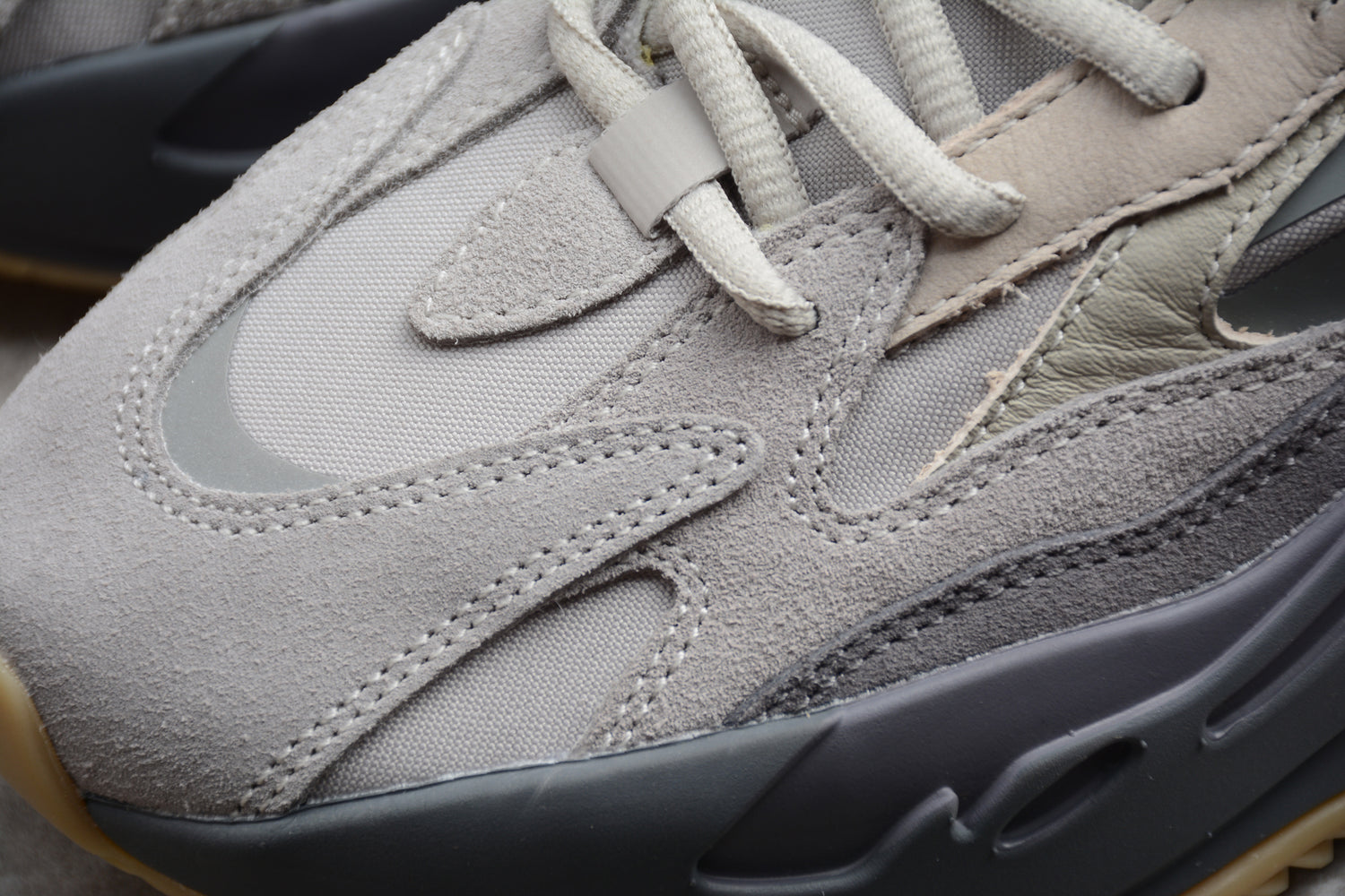 Yeezy Boost 700 GT Version Coconut 700 Volcanic Ash Colorway
