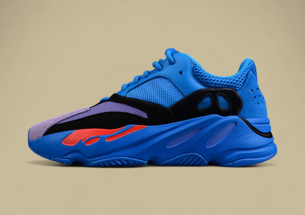 Yeezy Boost 700 Hi-Res Blue Kanye Black Blue Purple