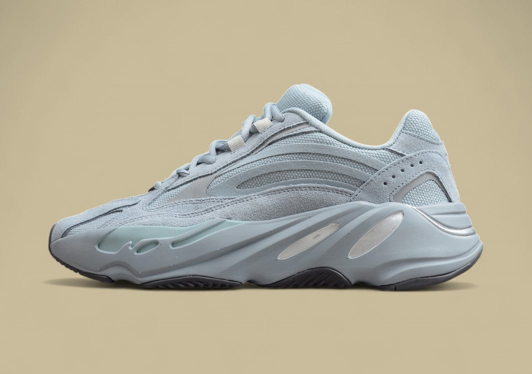 Yeezy Boost 700 V2 GT Version Coconut 700 Premium Edition