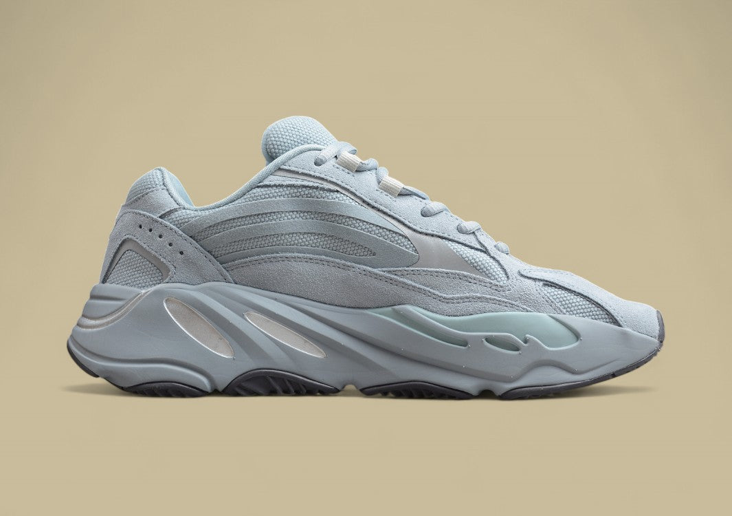 Yeezy Boost 700 V2 GT Version Coconut 700 Premium Edition