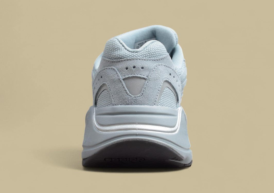 Yeezy Boost 700 V2 GT Version Coconut 700 Premium Edition
