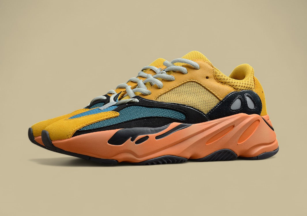 Yeezy Boost 700 V3 Alien Coconut 700 Luminous Milky White Retro Dad Shoes