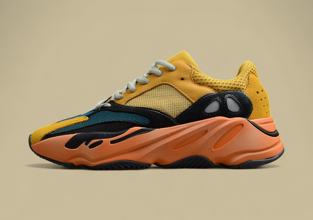 Yeezy Boost 700 V3 Alien Coconut 700 Luminous Milky White Retro Dad Shoes