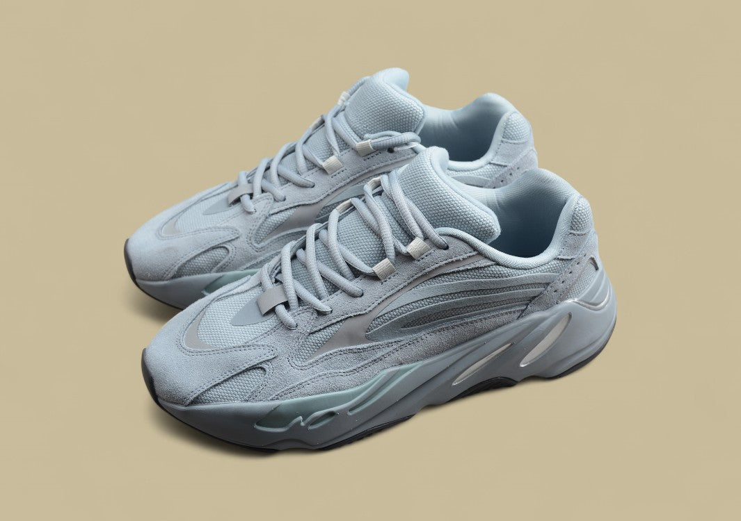 Yeezy Boost Coconut 700 V2 Grey Chunky Sneaker