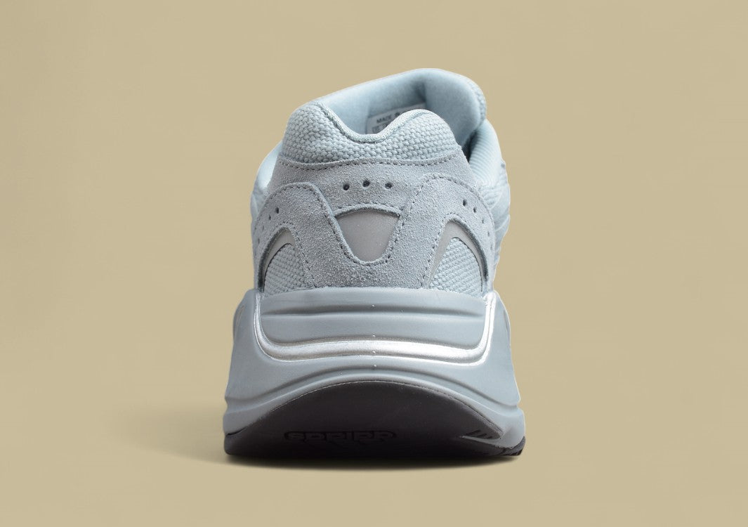 Yeezy Boost Coconut 700 V2 Grey Chunky Sneaker