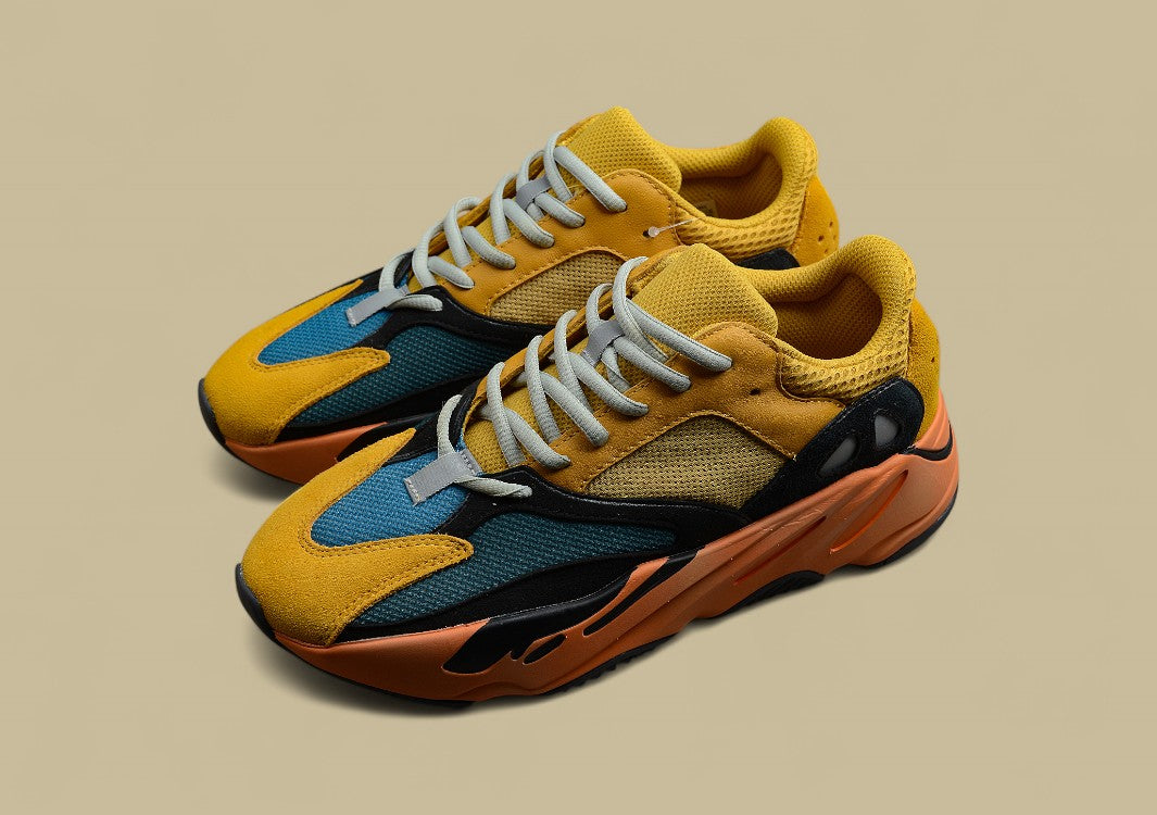 Yeezy Boost Coconut 700 V3 Alien Luminous Milky White Retro Daddy Shoes