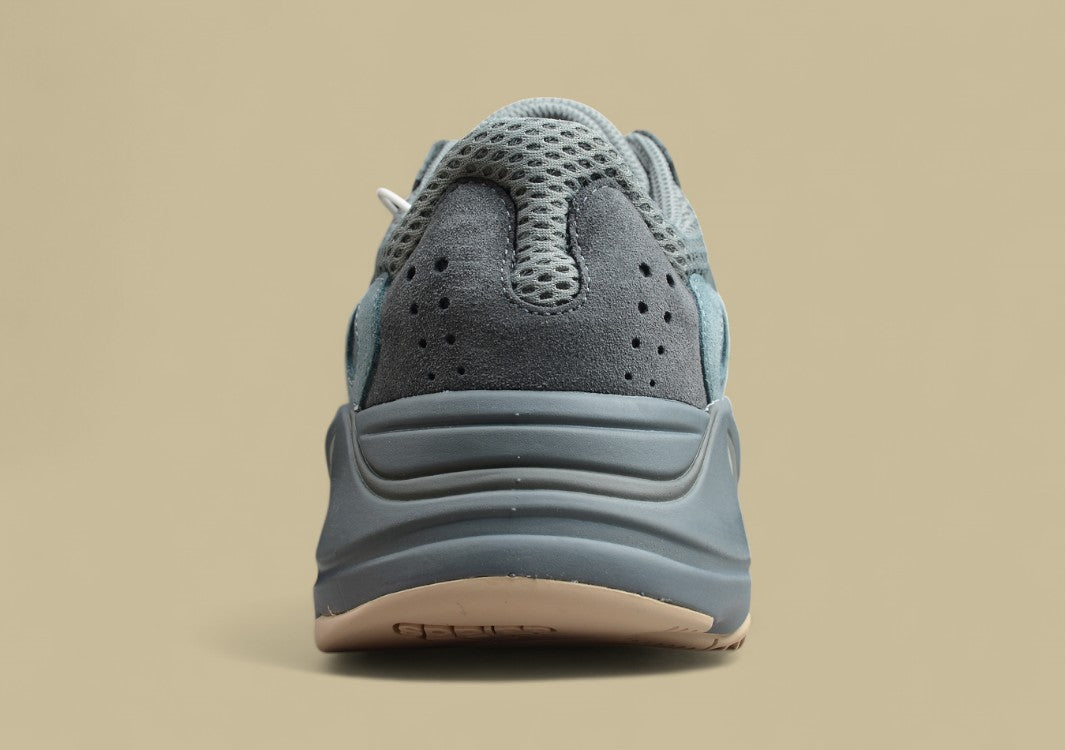 Yeezy Coconut 700 GT Edition
