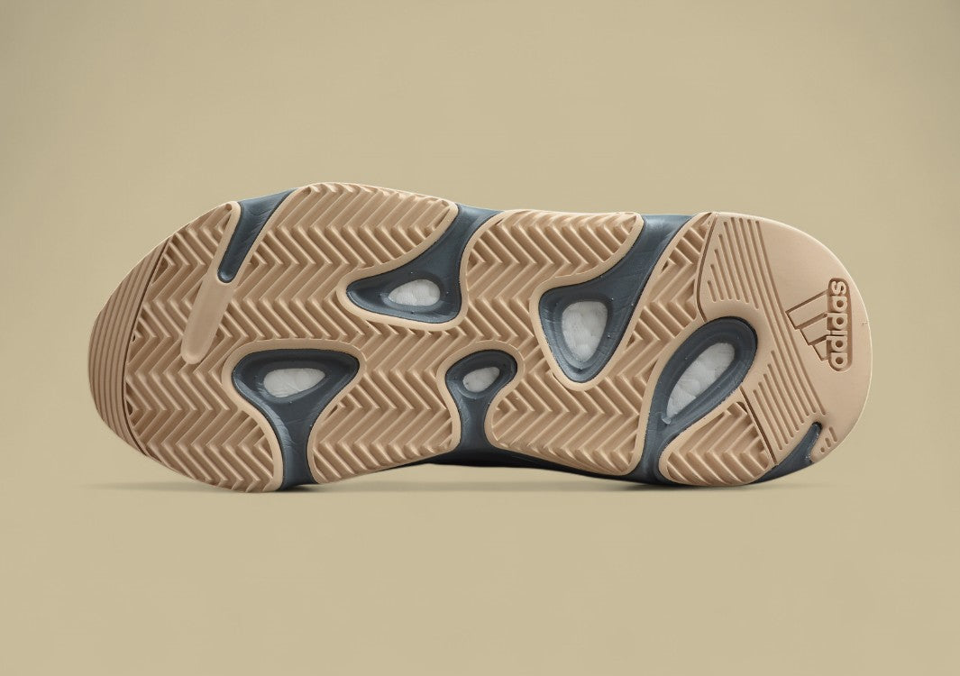 Yeezy Coconut 700 GT Edition