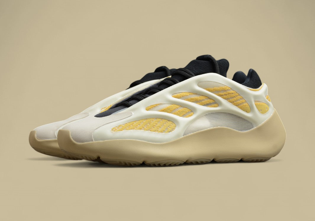 Yeezy Coconut 700 V3 "Srphym" yellow-gray