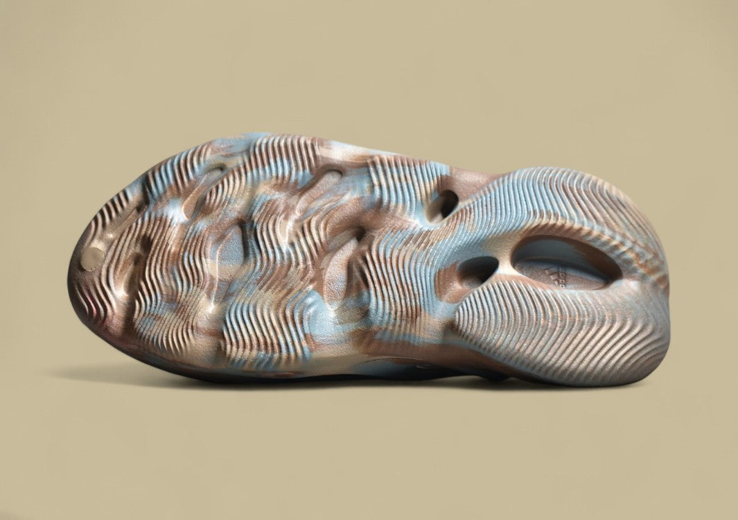 Yeezy Foam RNNR MX Sand Grey Neutral Swirls Meet Futuristic Form