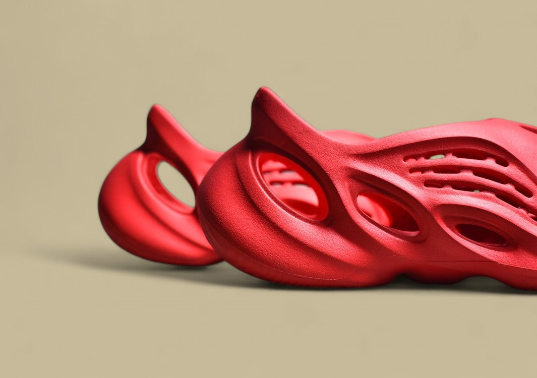 Yeezy Foam RNNR Vermillion Bold Red Meets Futuristic Design