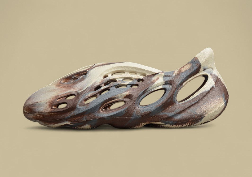 Yeezy Foam Runner "Cream Clay" Lightweight Ventilated Design