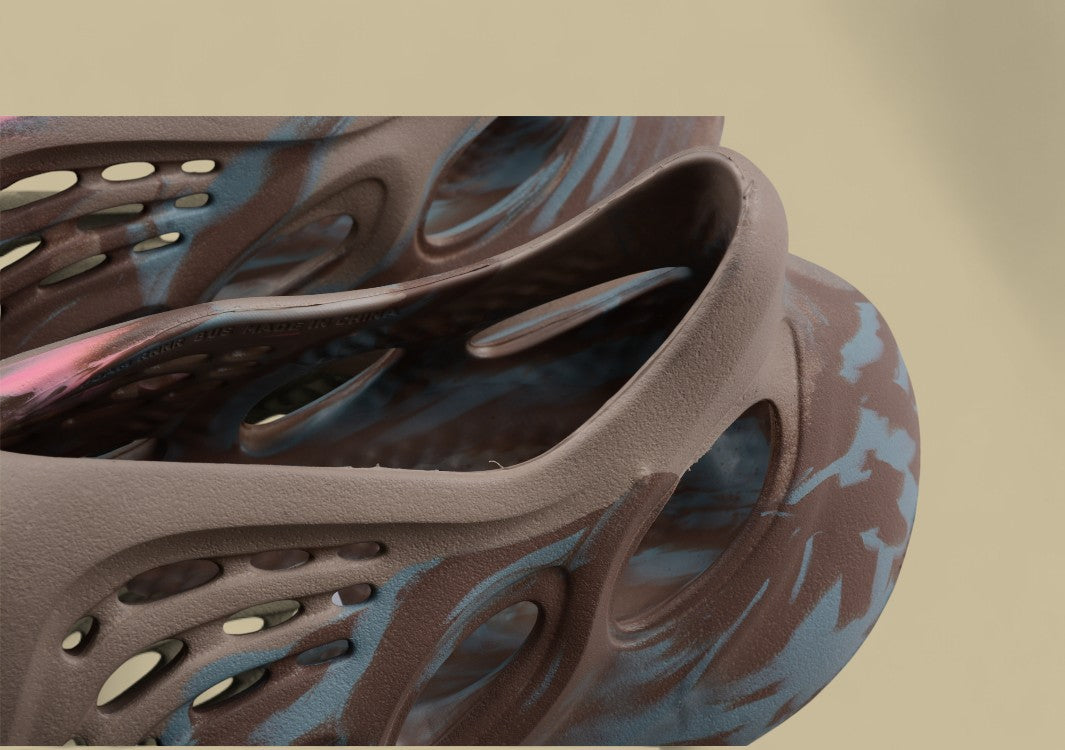 Yeezy Foam Runner MX “Sand Grey” with Ice Blue Accents