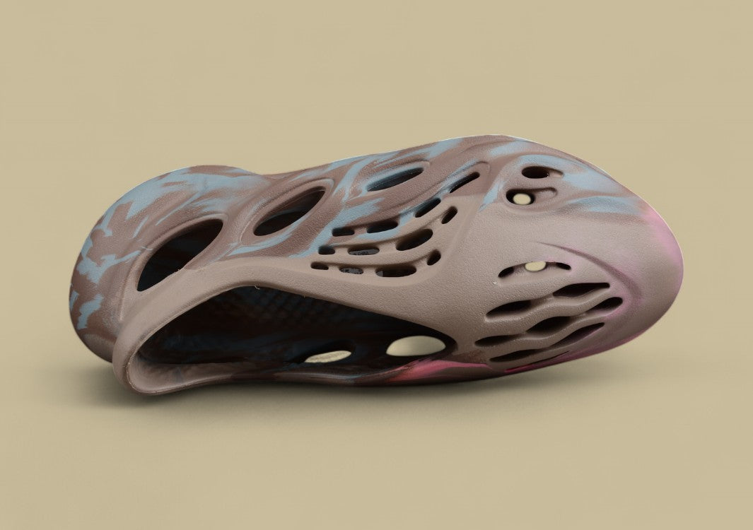 Yeezy Foam Runner MX “Sand Grey” with Ice Blue Accents