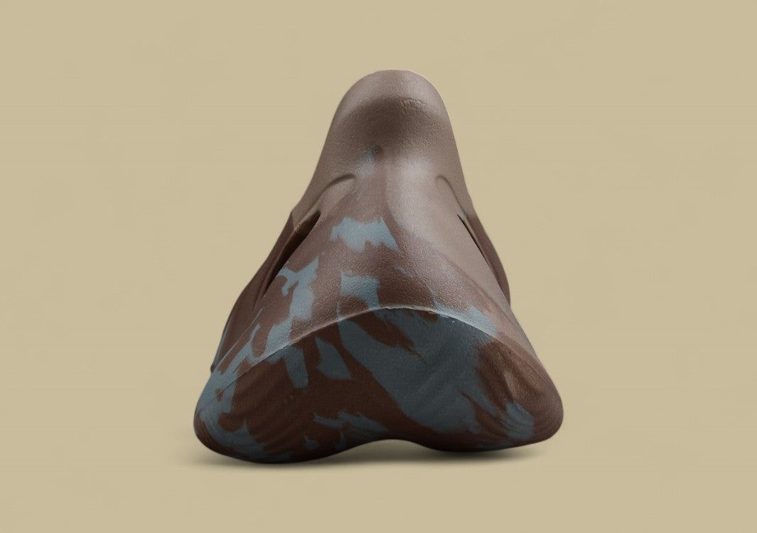 Yeezy Foam Runner MX “Sand Grey” with Ice Blue Accents