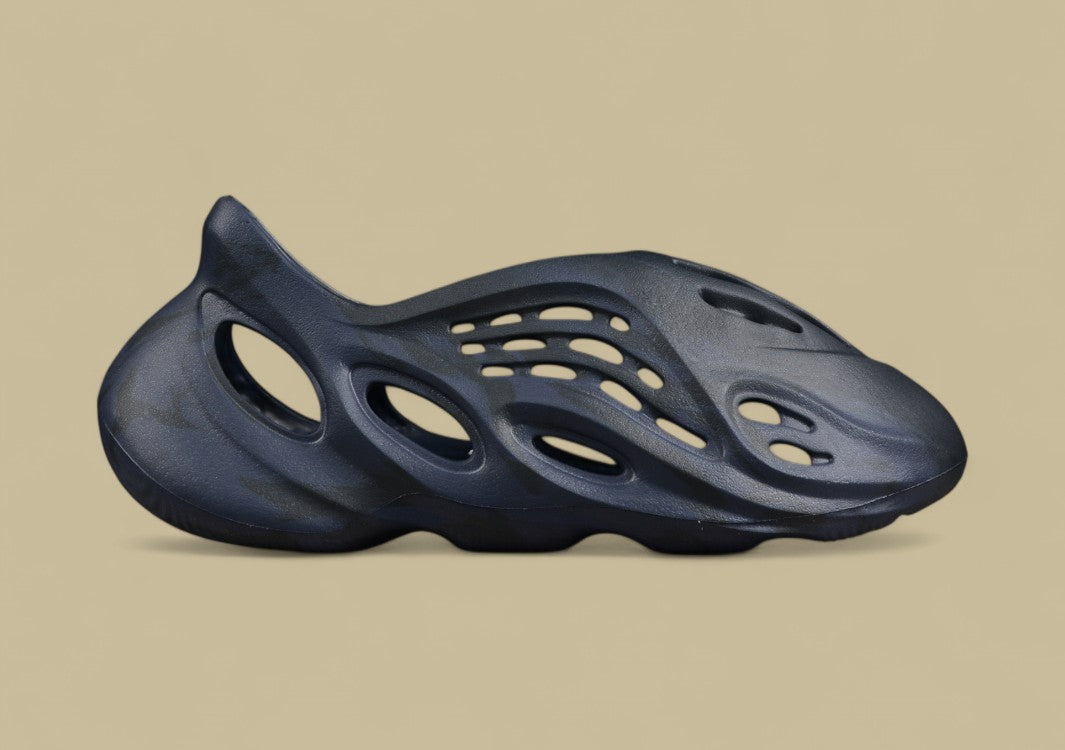 Yeezy Foam Runner Mineral Blue Midnight Blue