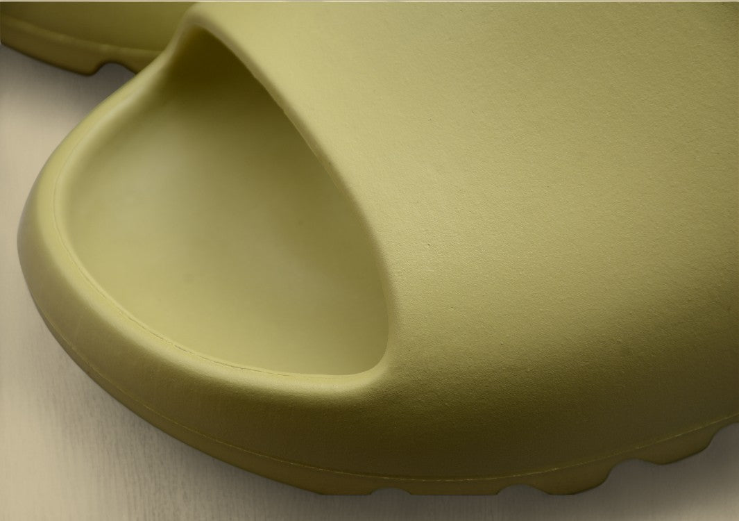 Yeezy Slide Coconut Green