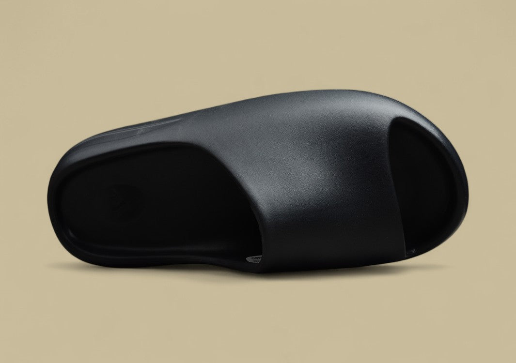 Yeezy Slide Coconut Slippers Black