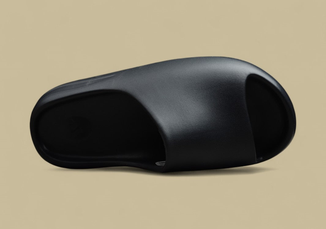 Yeezy Slide Coconut Slippers Black