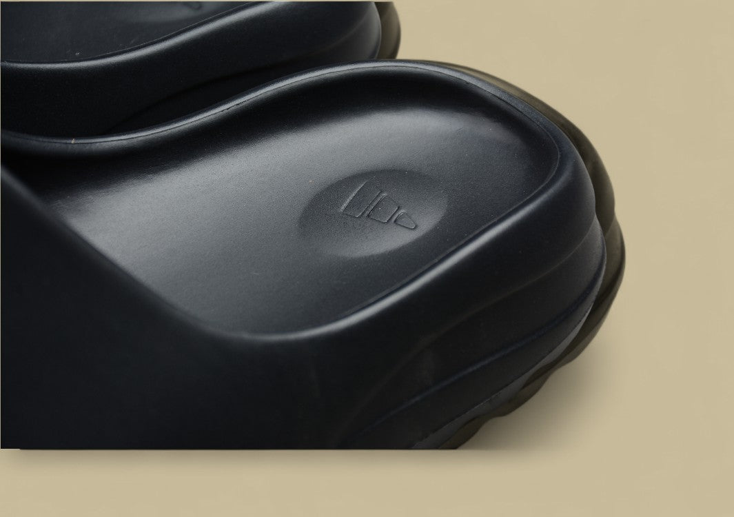 Yeezy Slide Coconut Slippers Black