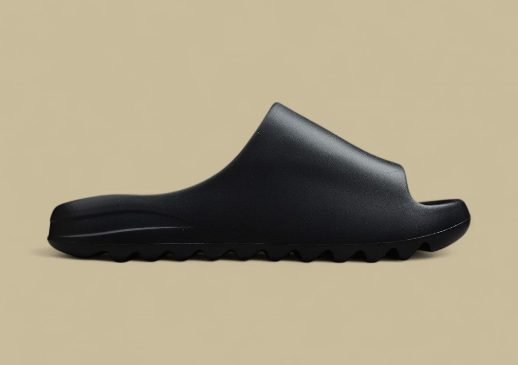 Yeezy Slide Coconut Slippers Black