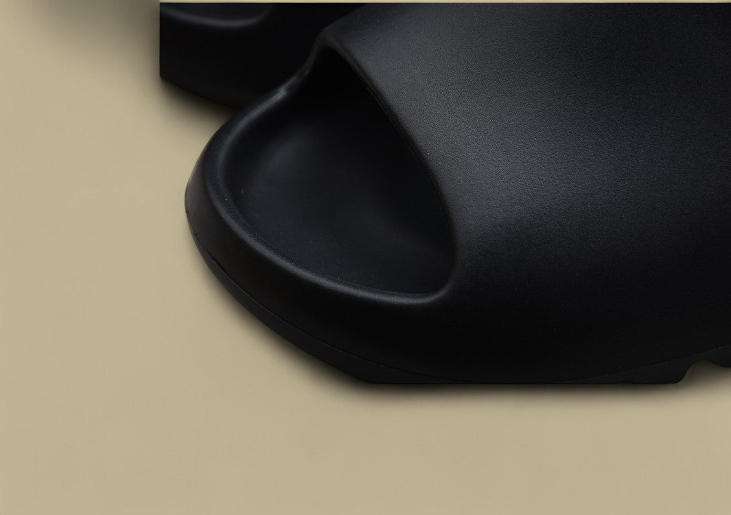 Yeezy Slide Coconut Slippers Black