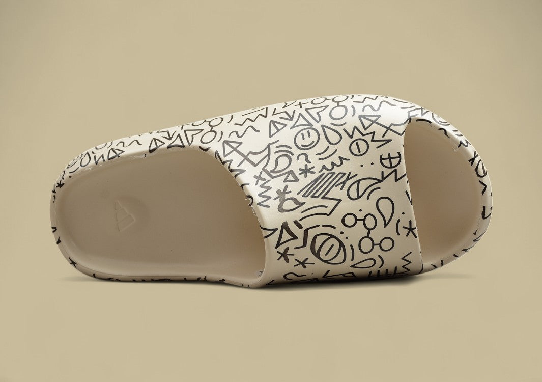 Yeezy Slide Coconut Slippers Bone White Graffiti