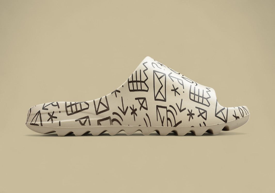Yeezy Slide Coconut Slippers Bone White Graffiti