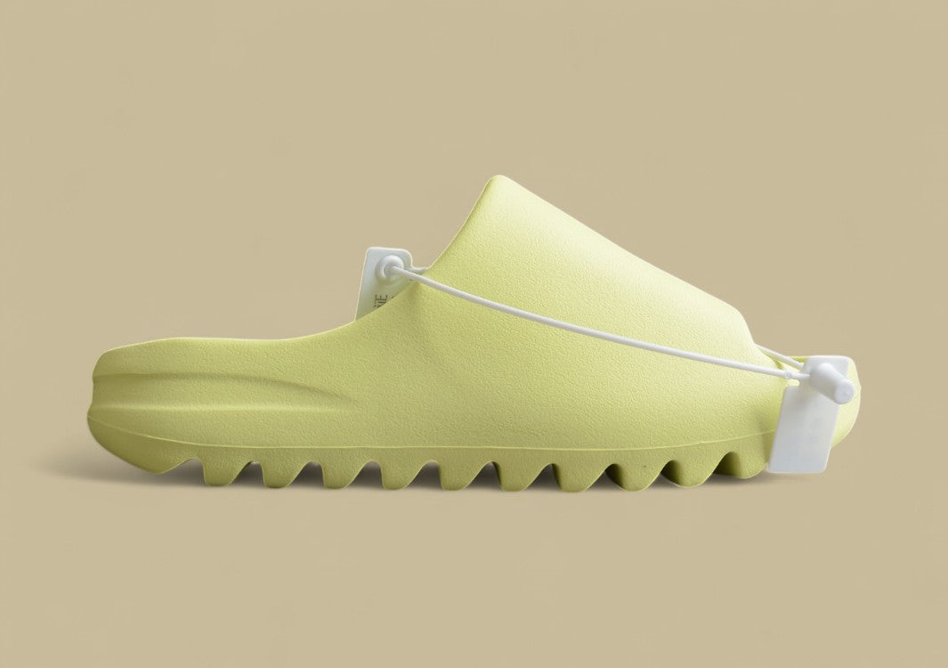 Yeezy Slide "Glow Green" trendy slippers fluorescent green
