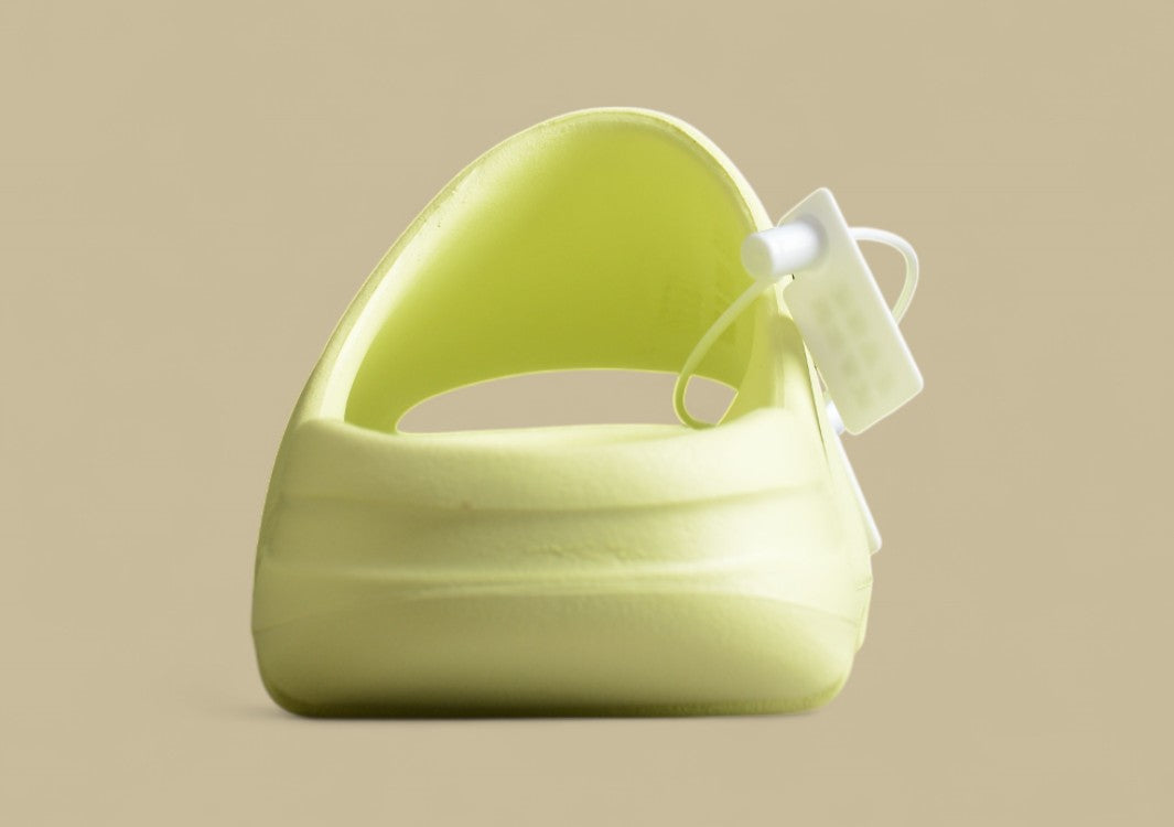 Yeezy Slide "Glow Green" trendy slippers fluorescent green