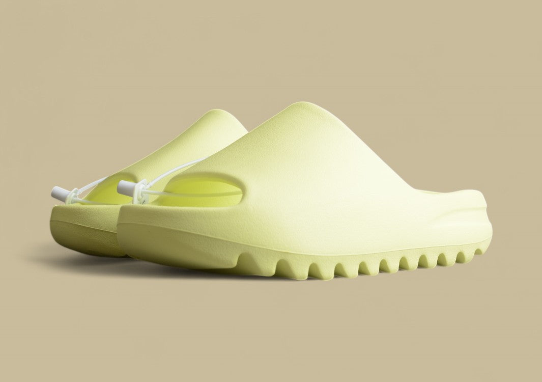 Yeezy Slide "Glow Green" trendy slippers fluorescent green