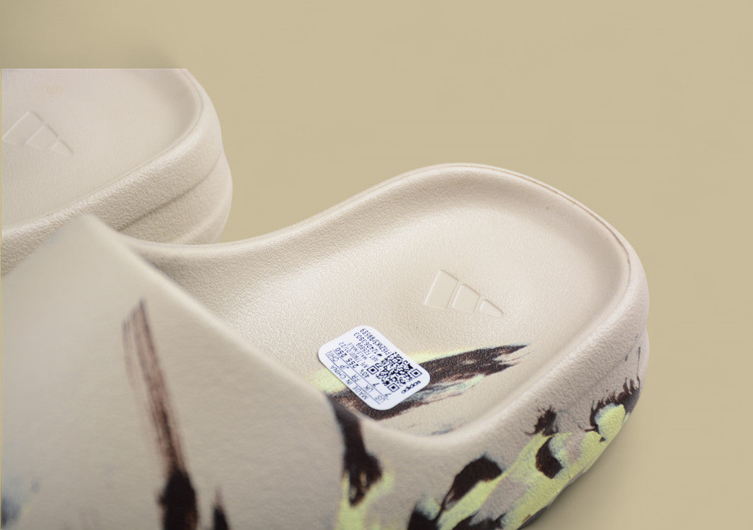 Yeezy Slide “MX Cream” Marbled Colorway Slip-On by Kanye