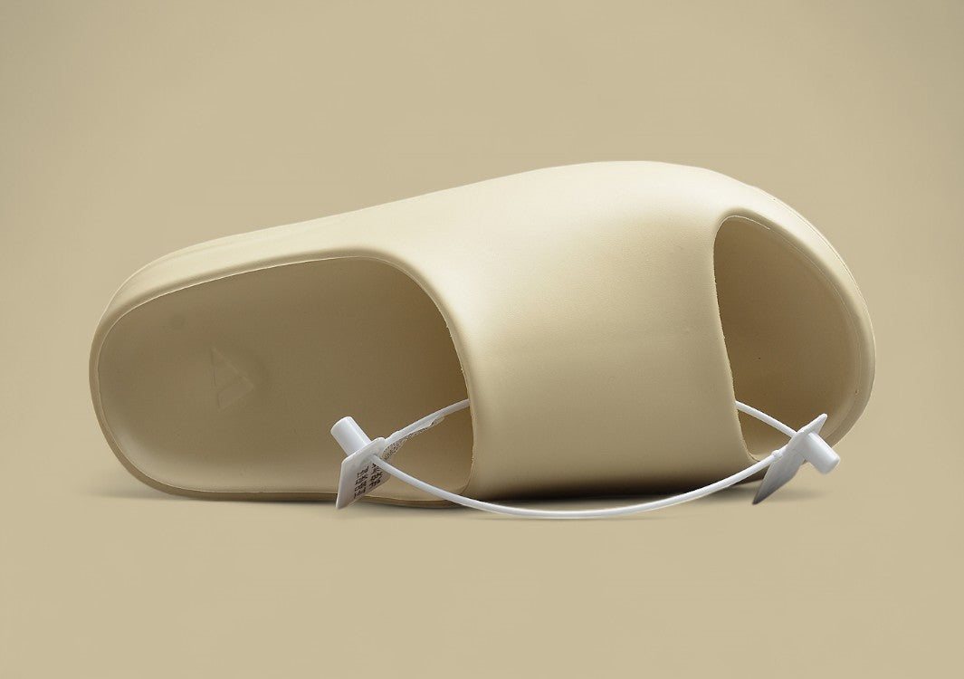 Yeezy Slide “Pure” Minimalist Beige Slip-On Comfort