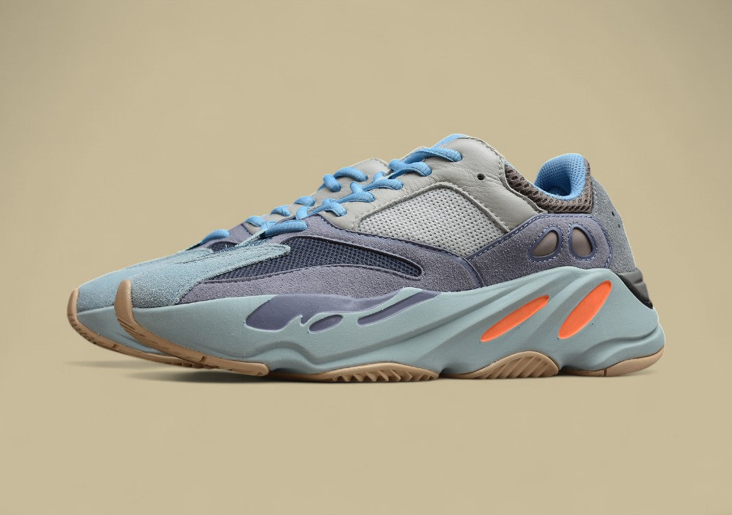 Yeezy boost 700 "Carbon Blue" Coconut