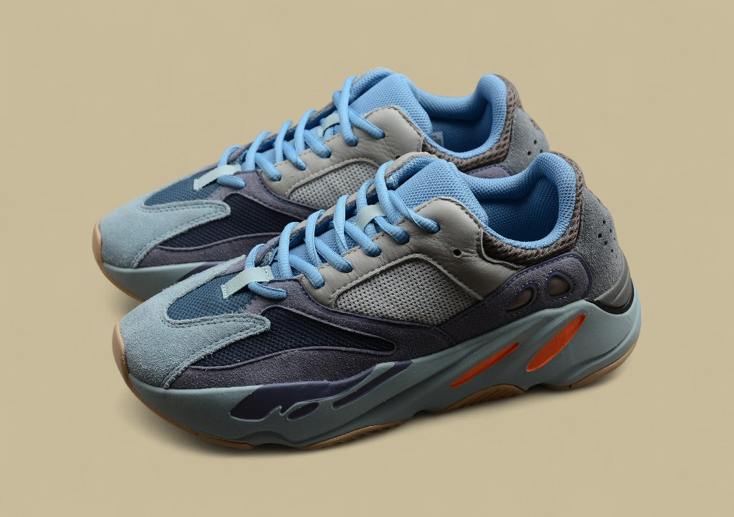 Yeezy boost 700 "Carbon Blue" Coconut