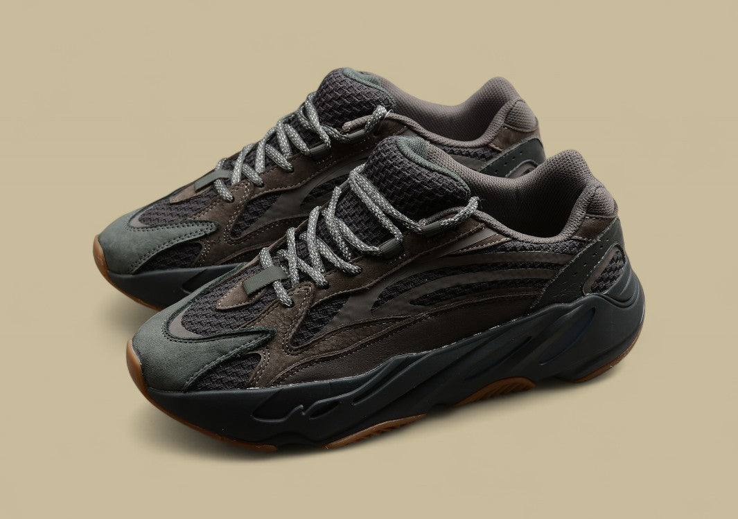 Yeezy boost 700 V2 "Geode" Geode Treasure Grey