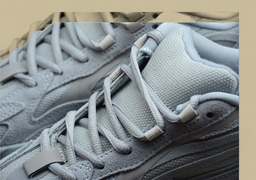 Yeezy boost 700 V2 "Hospital Blue" Haze Blue
